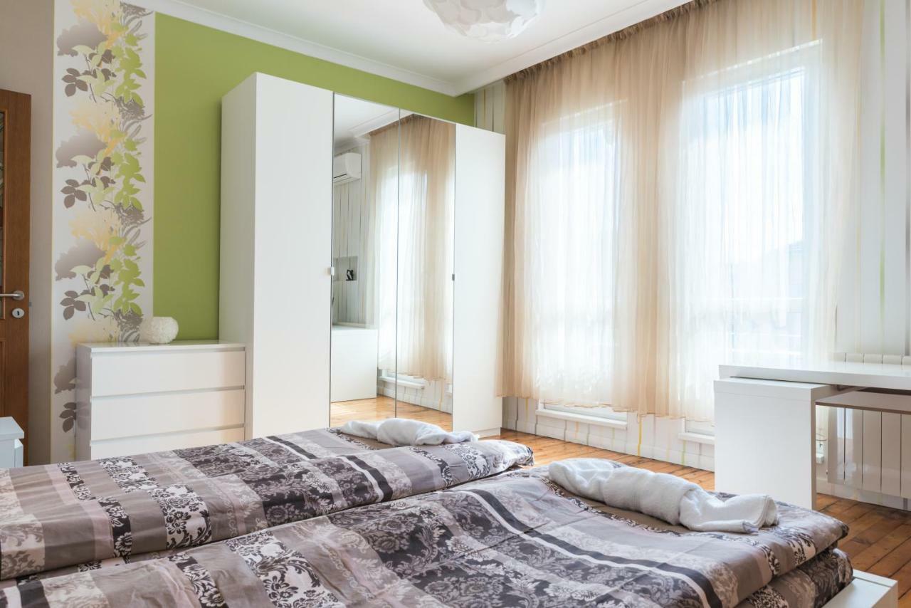 Sofia Lux Rentals-Patriarh Evtimiy Extérieur photo