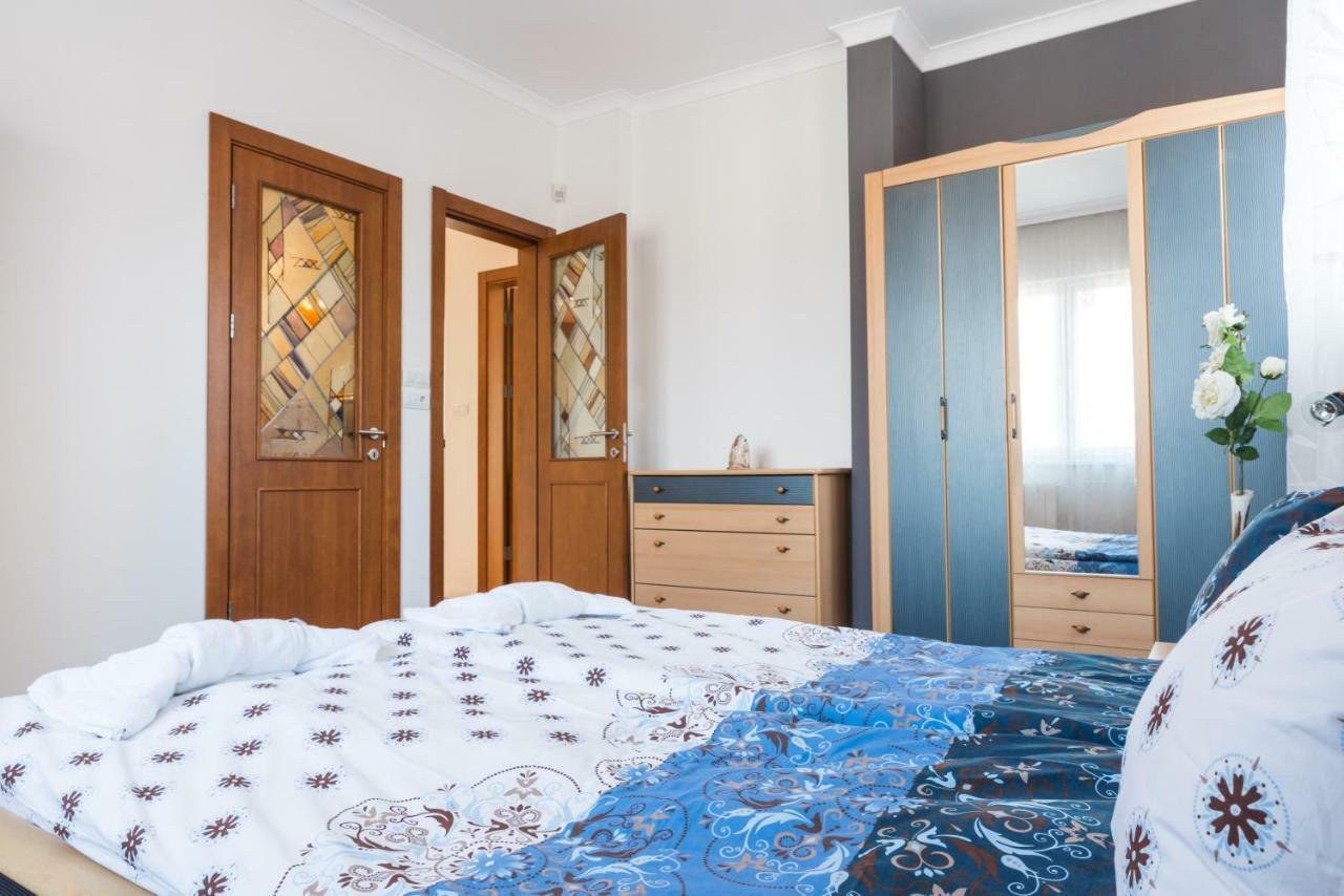 Sofia Lux Rentals-Patriarh Evtimiy Extérieur photo